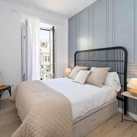Apartment Bright And Elegant Gran Via