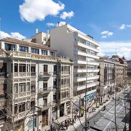 Bright And Elegant Gran Via Granada