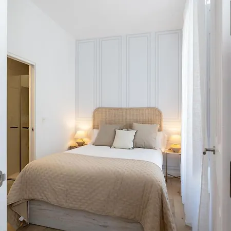 Apartment Bright And Elegant Gran Via